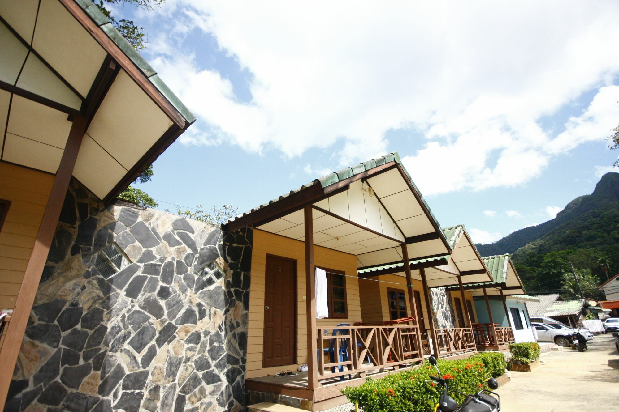 Giant Bungalow Ко Чанг Экстерьер фото